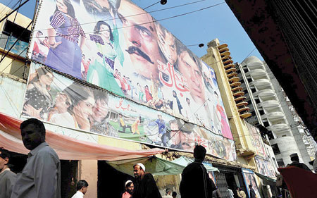 نتيجة بحث الصور عن السينما الباكستانية
